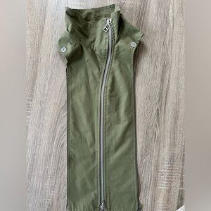 Veronica Beard Dickey in olive green with silver hardware | OS